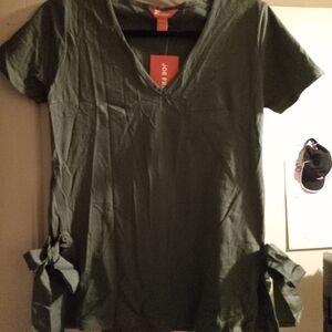 Joe Fresh Women's Forest Green V-Neck Tee